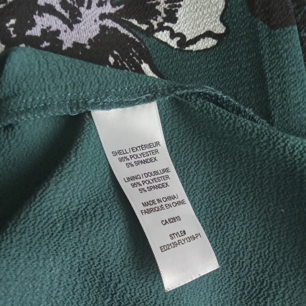 Ricki's Green Floral Split Back Tunic Top XL - Picture 5 of 6